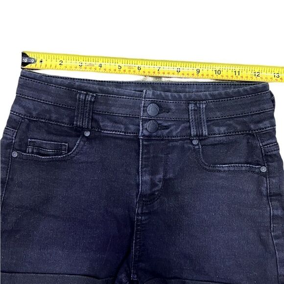 Blue Spice Juniors Size 1 Black Jean Shorts- SOFT!!! - Picture 5 of 10